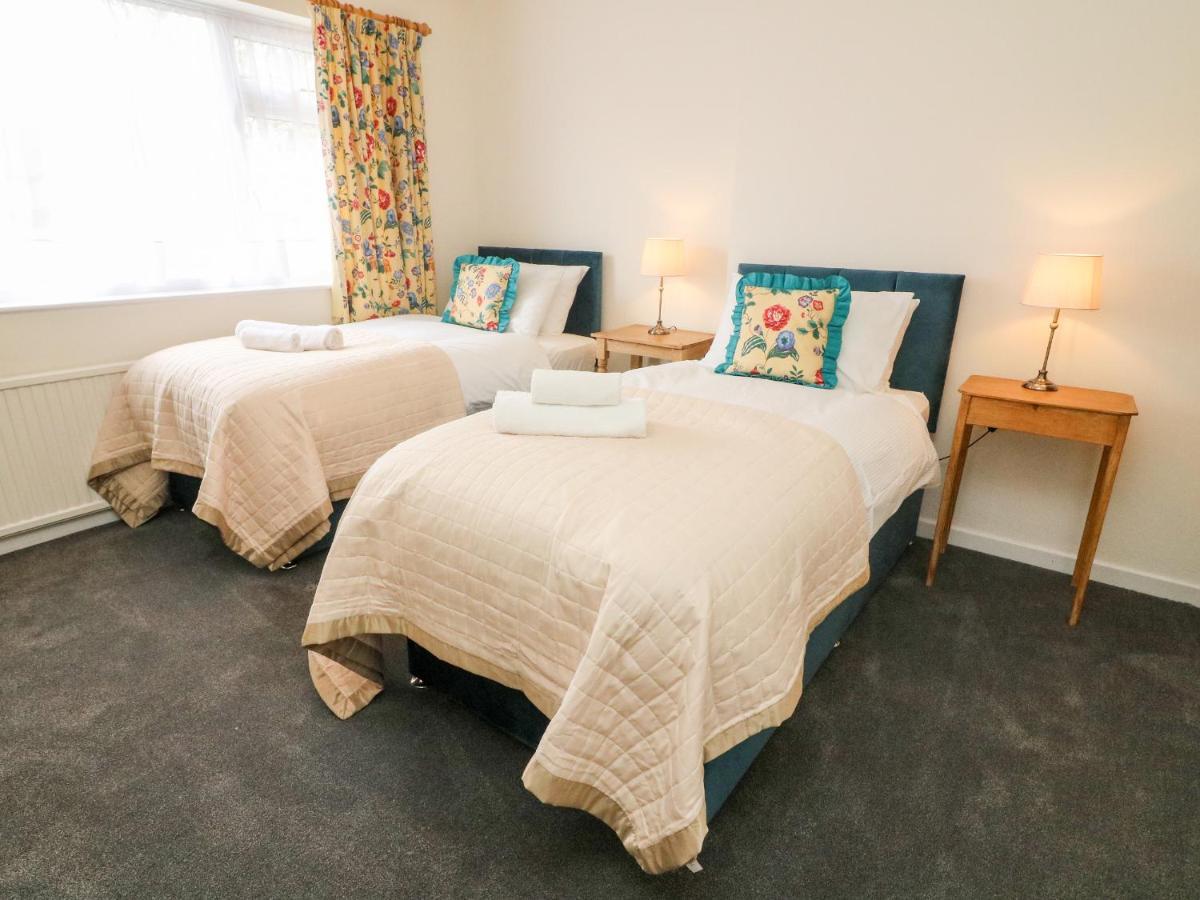 Villa 8 Oaks Field Ambleside Esterno foto